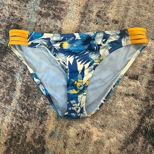 Tommy Bahama Bikini Bottom size L